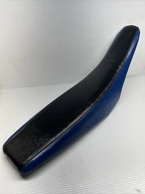 1998-2000 Yamaha Yz125 Yz250 Oem Sattle Seat Cover Foam - Image 1 of 4
