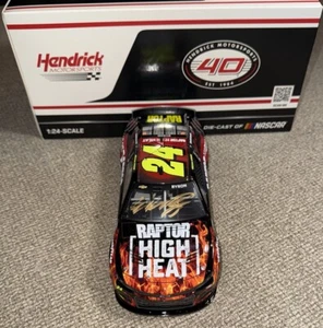 William Byron firmato 2024 Raptor High Heat scala 1:24 NASCAR pressofuso automatico certificato di autenticità - Foto 1 di 4