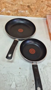 Juego de Sartenes Tefal Taste 2 Piezas 20/28cm - Antiadherente, Negra, B189S244 - Imagen 1 de 11