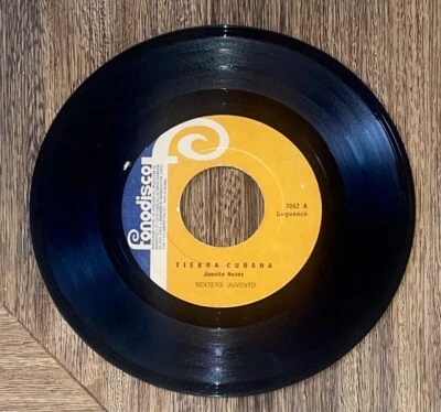 Sexteto Juventud Tierra Cubana / Saca La Mano 45 Rpm Fonodisco Foto 1 de 2