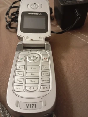 Motorola V171 - Immagine 1 di 4