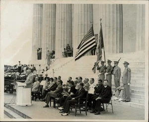 1947 Press Photo President Truman Speaks NAACP Conference at Lincoln Memorial - Picture 1 of 2