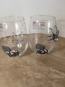 wine glasses hand painted/decorated: Signature Series Fantasy Treasure Chest. - Picture 1 of 14