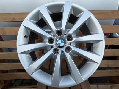 BMW 5er F10 F11 Alufelge Felge 8Jx18 V Speiche Styling 328 6790173 Original - Bild 1 von 4