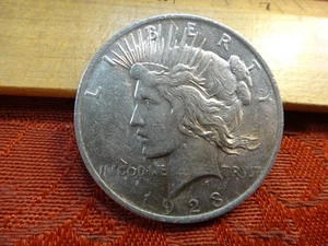 1923 United States Silver Peace Dollar $1 - No Reserve - Free S&H USA - Picture 1 of 3