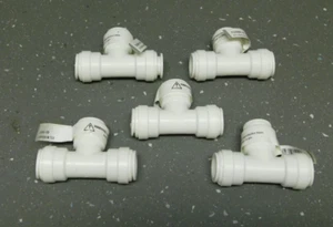 (5) Anderson Metals Plastic 5/8" Push-To-Connect Tees - Picture 1 of 3