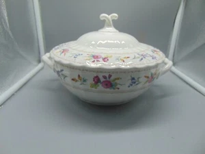 Mikasa Maxima Brywood 2 Qt. Covered Casserole NEW - Picture 1 of 5
