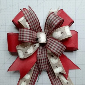 Fall Bow, Wreath Bow, Burgungy Gingham, White Pumpkins, Burgundy Linen - Imagen 1 de 2