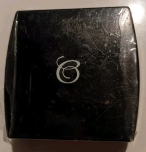 NEW BEAUTICONTROL Perfecting Wet / Dry Finish CL Almond 4545. - Picture 1 of 5