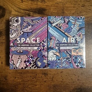Mazo de cartas de The Harmony Collection aire y espacio nuevo y sellado USPCC - Imagen 1 de 10