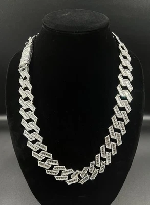 "Cadena de eslabones cubanos baguette helada VVS1 moissanita plateada 26"" x 23 mm" Foto 1 de 4