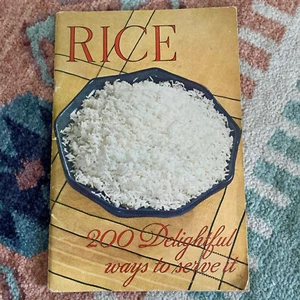 Rice 200 Delightful Ways to Serve it Vintage 1936 Paperback - Picture 1 of 5