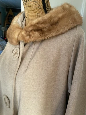 VTG 60’s Forstmann Stevens Fabric Womens  Coat Beige Tan Cashmere? Mink Collar L - Image 1 of 4