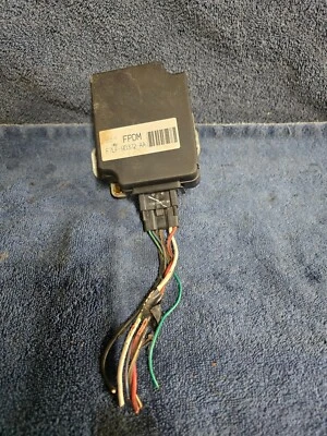 1998 Lincoln Mark VIII 8 Fuel Pump Drive Module F7LF-9D372-AA - Image 1 of 4