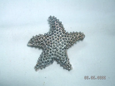 ...ANNE KLEIN...Серебристая брошь с рыбками-звездами/морскими звездами... - Изображение 1 из 4