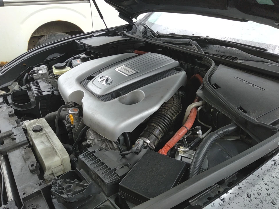 空调空气压缩机 16 INFINITI Q70 3.5升(混合) — 第 1/1 张图片