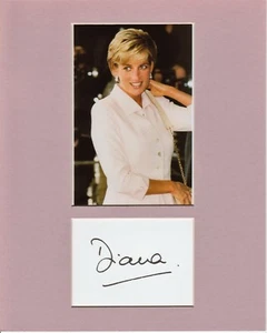 PRINCESS DIANA 8 X 10 REPRINT PHOTO & REPRINT AUTOGRAPH ON GLOSSY PHOTO PAPER - Picture 1 of 1
