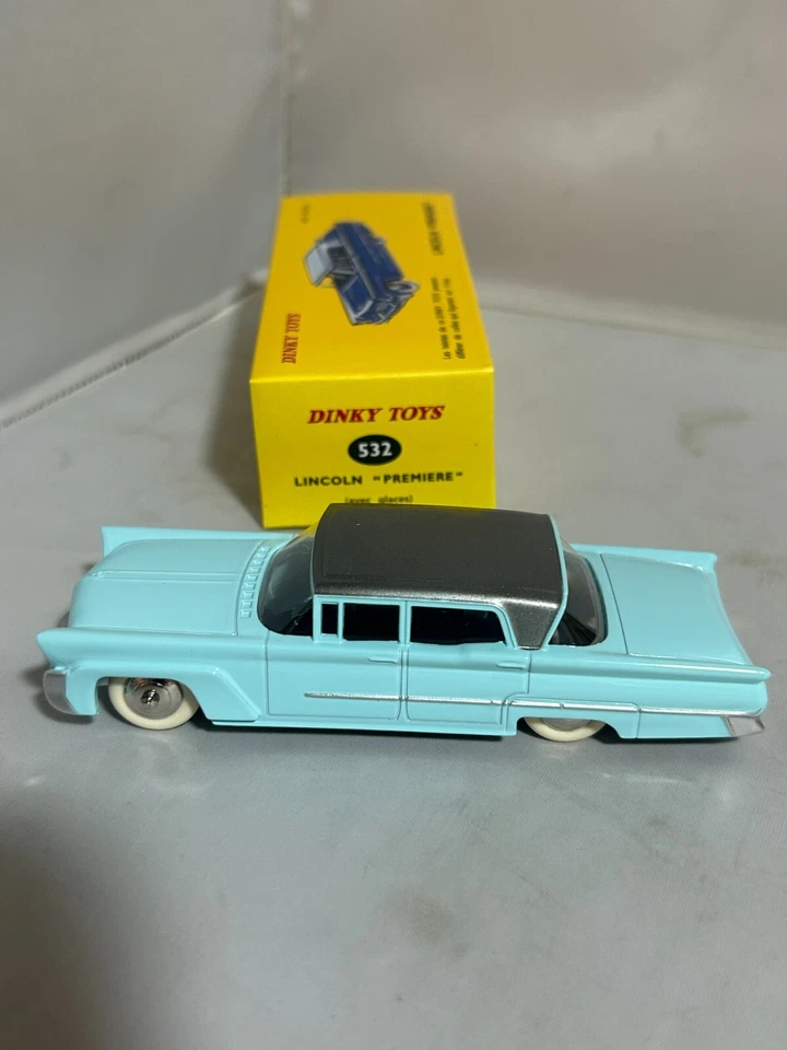 COCHE MODELO DIECAST DINKY 532 LINCOLN PREMIERE Foto 1 de 1
