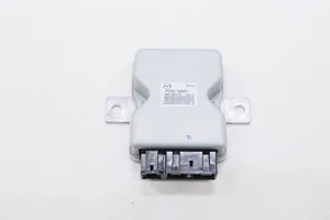 Módulo de control controlador de bomba de gas combustible Mazda CX-3 2016-2021 OEM PE0218561 - Imagen 1 de 12