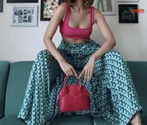 Zara Stunning Printed Flared Trousers XL - BLOGGER FAV - Picture 1 of 3