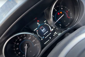 2017-2019 JAGUAR F-PACE 2.0L DIESEL INSTRUMENT SPEEDOMETER GAUGE CLUSTER OEM 62k - Picture 1 of 11