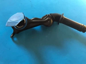 05 AUDI A6 UPPER WINDSHIELD WASHER RESERVOIR TANK OEM 4F0 955 452B - Imagen 1 de 7