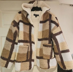 a very warm, light, comfy and soooooft jacket, hooded, size L, two-sided NEW! - Picture 1 of 3
