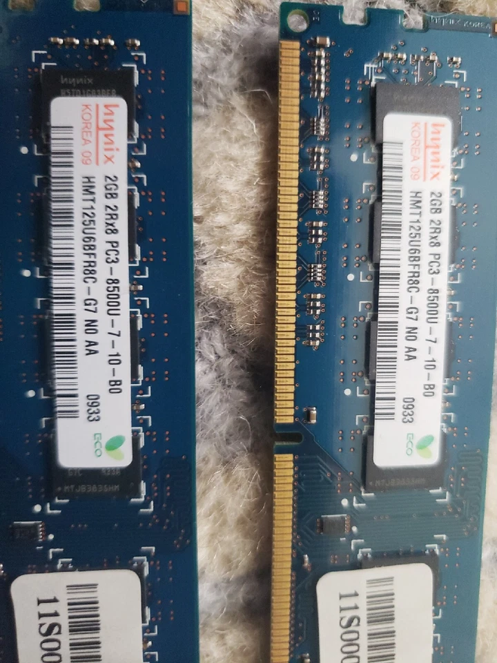 Hynix 2gb 2Rx8 PC3 - 8500U-7-10-BO - Image 1 of 1