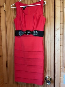 Red Sheath Dress with Black Belt Size 6 - Picture 1 of 1