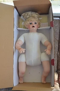 BABY ALICE 24" Porcelain Doll by Treasured Heirloom Collection Signed/Numbered - Picture 1 of 10