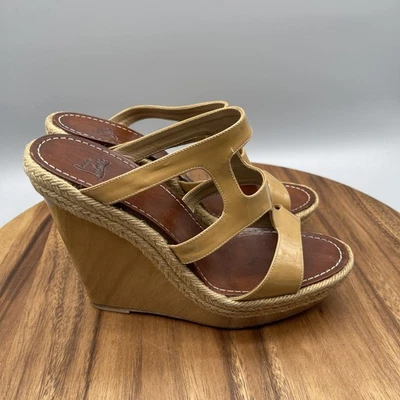 Christian Louboutin Sandals Womens Size 9.5 / 40 Tan Patent Leather Espadrille - Image 1 of 4