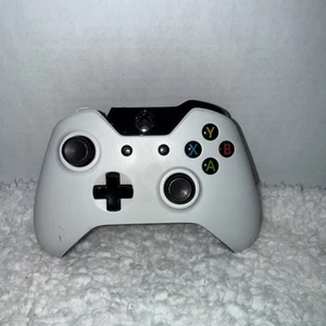 Controlador Inalámbrico Microsoft Xbox One Negro Modelo 1697 OEM Original Sin PROBAR - Imagen 1 de 5