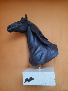 Schweres Bronze Pferd, spanisches Peralta-Rejoneopferd, Travertinsockel, 3,2 kg - Bild 1 von 19