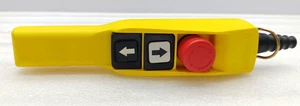 TELEMECANIQUE XAC-A2153 PENDANT STATION 3 WAY 250-7957 NEW FAST SHIPPING - Picture 1 of 9