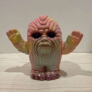 UNBOX INDUSTRIES Who Goes There? VILESORE Oversized Hu-Man Sofubi Soft Vinyl WGT - Picture 1 of 7