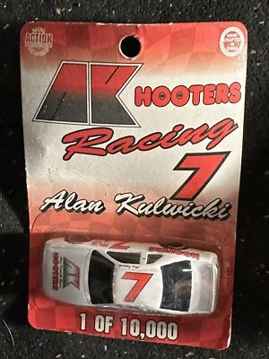 Ford Thunderbird 1991 Alan Kulwicki AK Hooters Racing 1:64 Nascar diecast Foto 1 de 4
