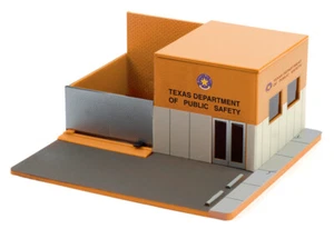 GREENLIGHT 57083 1:64 Hot Pursuit Central Command - Texas Highway Patrol Solid P - Picture 1 of 4