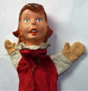 ANCIENNE MARIONNETTE A MAIN EN PLASTIQUE LE CHAPERON ROUGE - Photo 1/6