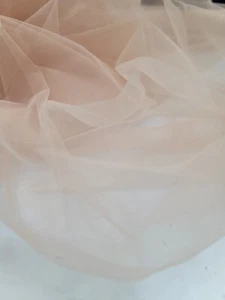 Tela de malla suave de tul para novia - 58" W Vendido por yarda Champán Beige - Imagen 1 de 6