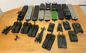 HO EISENBAHN DBGM AUSTRIA Modelle WW2 American SHERMAN Tank Army CANNONS TRAIN - Bild 1 von 12