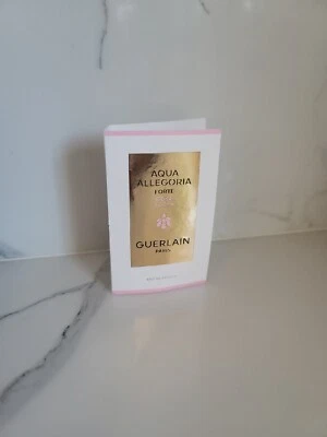 Spray de muestra Guerlain Aqua Allegoria Forte Rosa Rossa Edp Foto 1 de 4