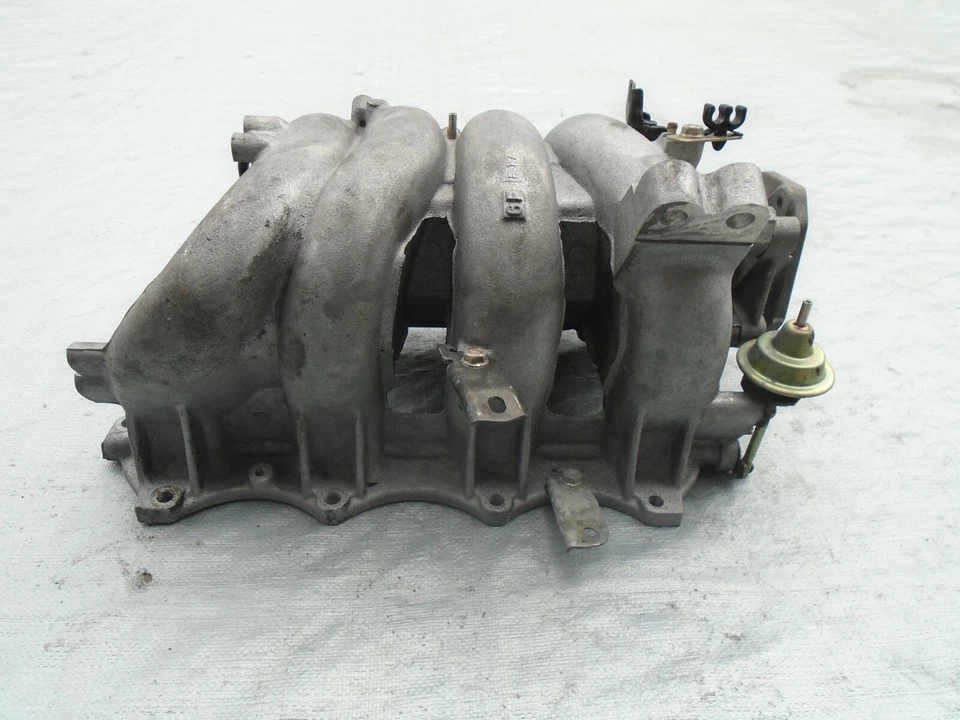 01-05 Mazda MX-5 Miata OEM Colector de admisión Plenum Superior Inferior NB NB2 5554 Foto 1 de 4