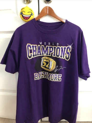 Vintage 2013 RAY LEWIS BALTIMORE RAVENS SUPERBOWL CHAMPIONS T-Shirt w/ Ring Cover
