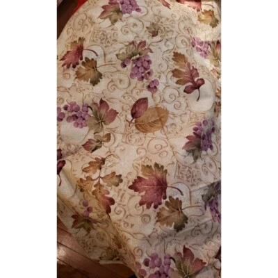 72 Inch Round Table Cloth - Image 1 of 3