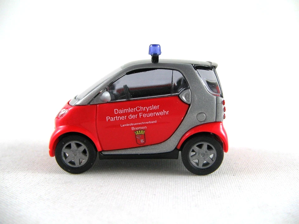 Busch 489305 Smart City Vigili Del Fuoco Bremen HO 1:87 NUOVO - Immagine 1 di 1