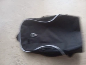 Rucksack, schwarz , ca. 40x25x12  cm,  außen zwei Taschen mit Netz, eine Innenta - Bild 1 von 4