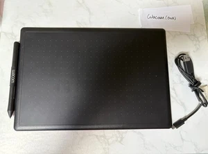 Wacom One by Wacom CTL-672 - Medium - Graphics Tablet - Photo 1/5