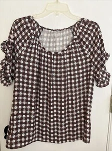 Women’s Loft Blouse sz Medium Blue w/ white flowers mult colors ruffled S/S EUC - Picture 1 of 12