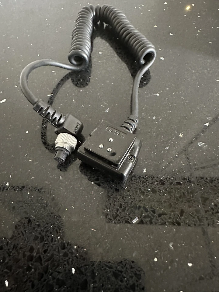 Minolta Cable OC (#8808-100) Off Camera Cable for Minolta 360PX / Power Grip II - Image 1 of 4