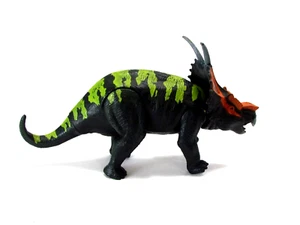 "Estatuilla de juguete de plástico de 6"" Jurassic World Herbívoros Ceratopsian Eniosaurs" - Imagen 1 de 5